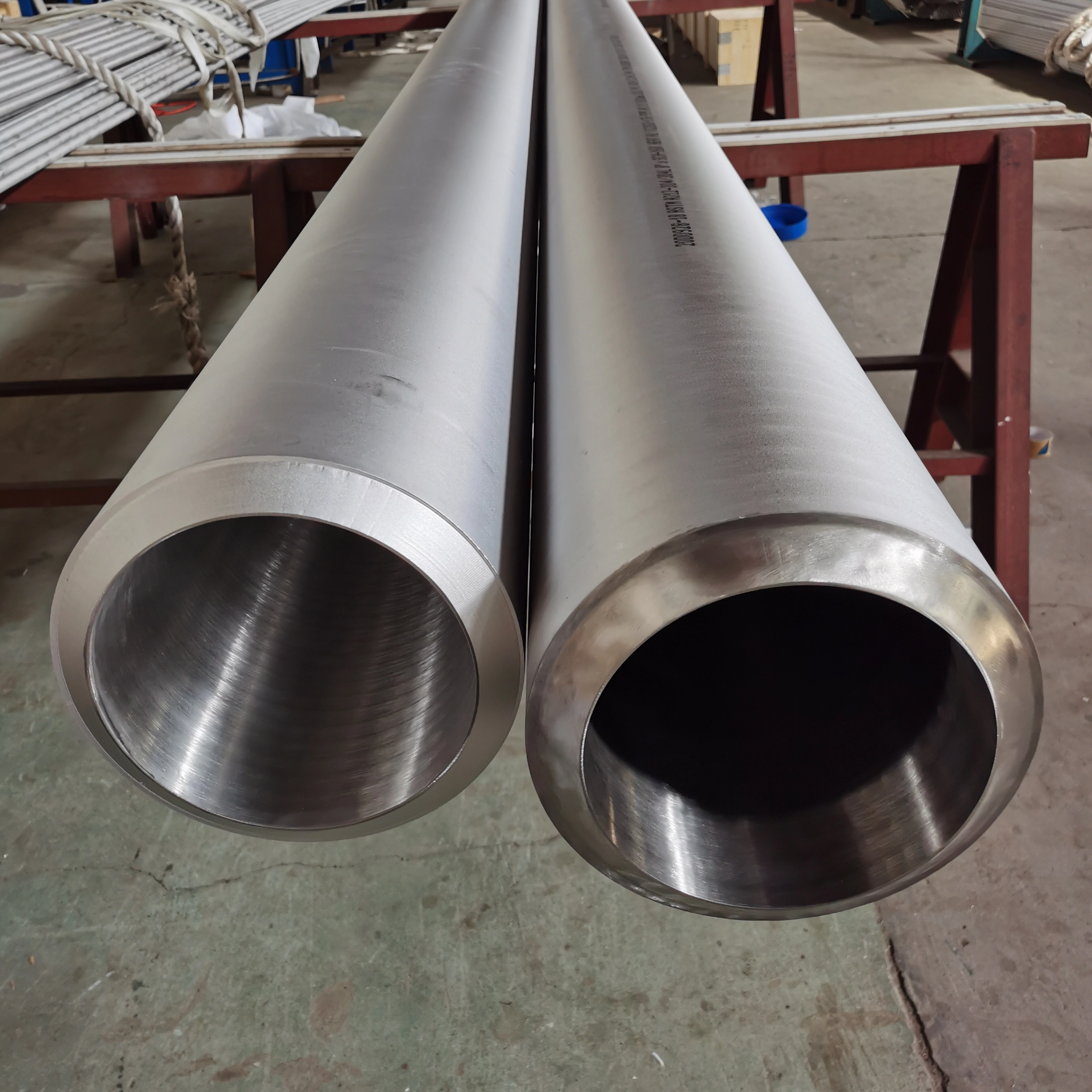 Liga de níquel resistente à corrosão Pipe sem costura N08825 N04400 N06601 Polido